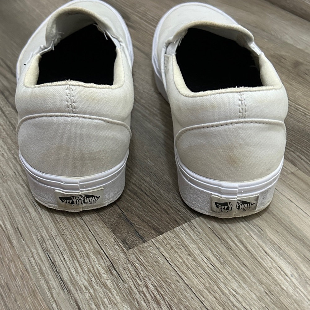 Vans women’s white Slip-On - Picture 3 of 8